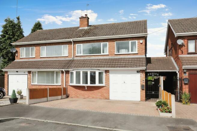 3 bedroom semi detached house for sale in Birmingham Road