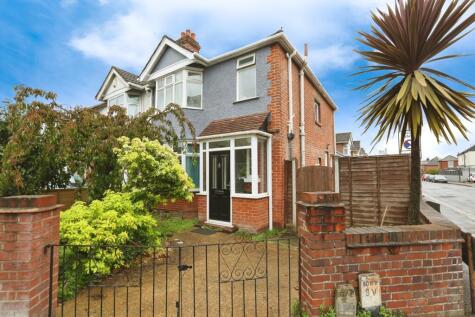 Bitterne Road West, Southampton, Hampshire, SO18