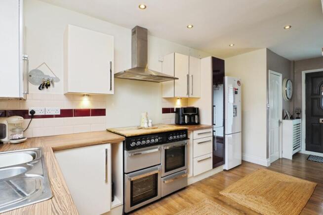 Fitted Kitchen