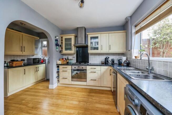 Fitted Kitchen