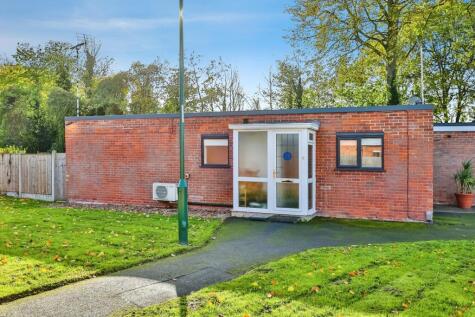 Gervase Gardens, Clifton Village, Nottingham, NG11