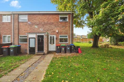 Balmoral Grove, Hucknall, Nottingham, Nottinghamshire, NG15
