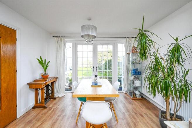 Lounge -Dining Room