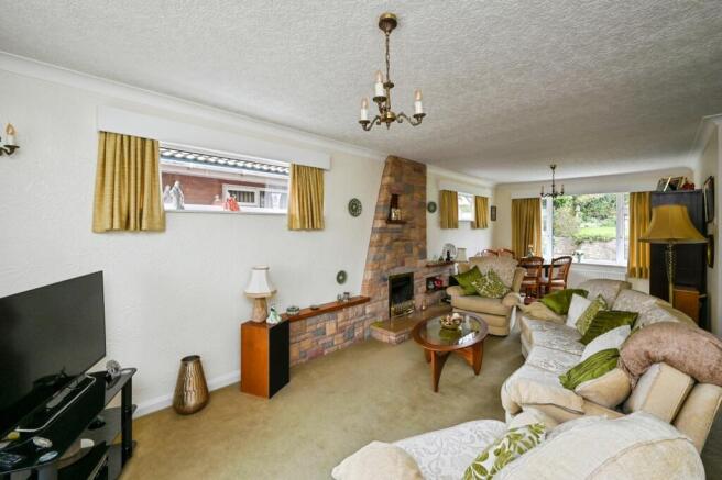 Lounge Dining Room