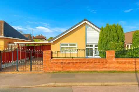 Burnt Oaks Close, Mansfield Woodhouse, Mansfield, Nottinghamshire, NG19