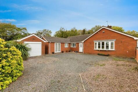 Broadway, Crowland, Peterborough, Lincolnshire, PE6