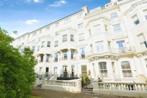 Clifton Gardens, Folkestone, Kent, CT20