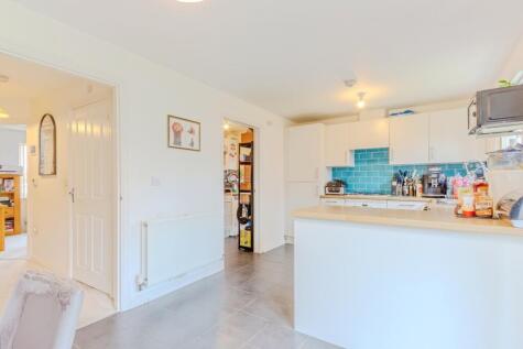 Peach Blossom Drive, Iwade, Sittingbourne, ME9