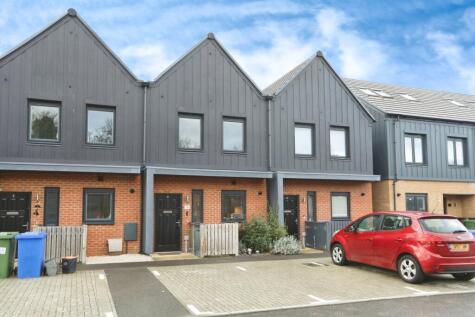 Pluto Close, Milton Regis, Sittingbourne, Kent, ME10