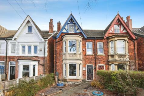 Selly Oak Road, Birmingham, West Midlands, B30