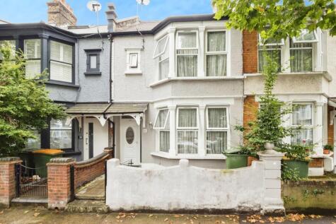 Henniker Gardens, East Ham, London, E6