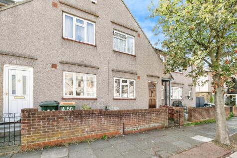 Lonsdale Avenue, East Ham, London, E6