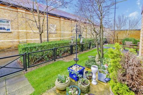 Coldstream Road, Caterham, Surrey, CR3