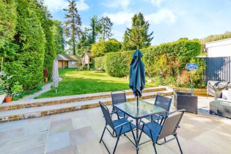 Waverley Avenue, Kenley, Surrey, CR8