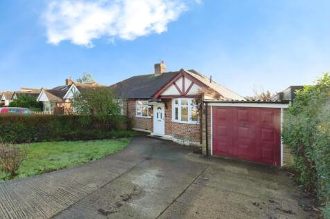 Cannon Grove, Fetcham, Leatherhead, Surrey, KT22