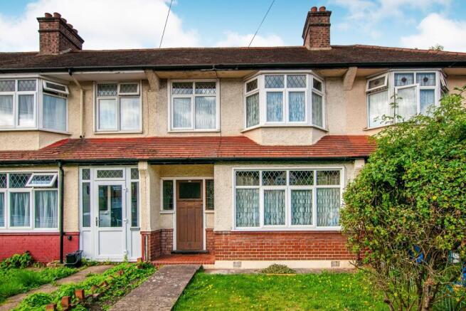 3 Bedroom Terraced House For Sale In Howard Road London Se25 Se25