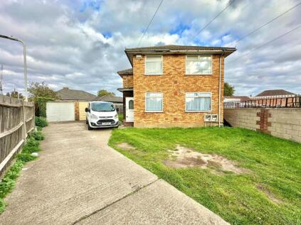 Monmouth Road, Hayes, Middlesex, UB3 4JJ