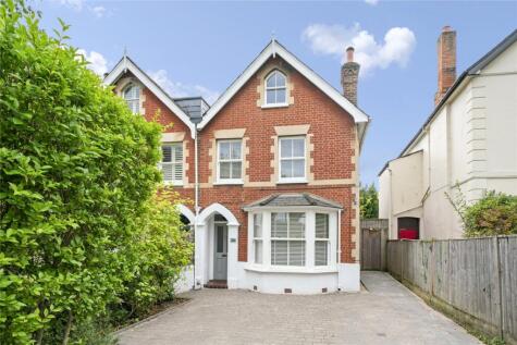 Milbourne Lane, Esher, Surrey, KT10