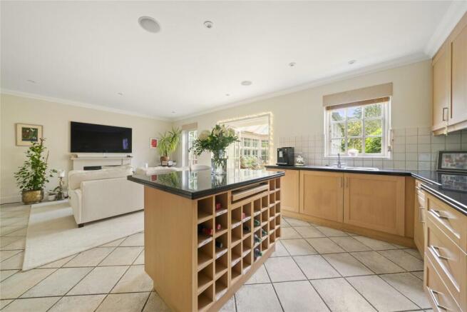 Kitchen/Reception