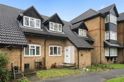 Williams Close, Addlestone, Surrey, KT15