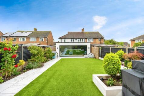 Osborn Road, Barton Le Clay, Beds, Bedfordshire, MK45