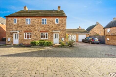 Appledine Way, Bedford, Bedfordshire, MK41