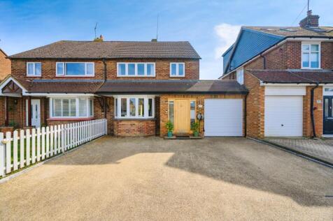 Beacon Avenue, Dunstable, Bedfordshire, LU6