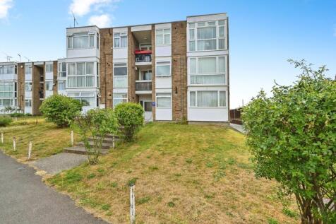 Duncombe Drive, Dunstable, Bedfordshire, LU5