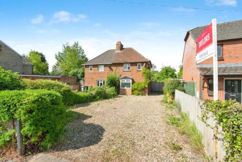 High Street, Arlesey, Bedfordshire, SG15