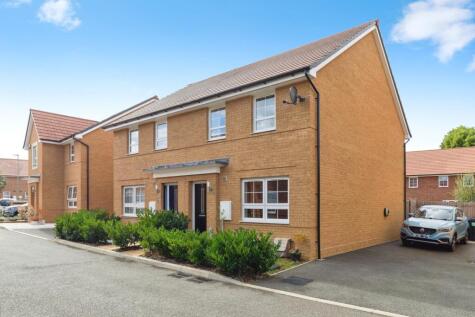 Greenbanks, Lower Stondon, Henlow, Hertfordshire, SG16