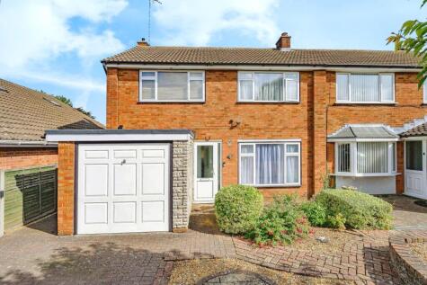 Stanmore Crescent, Luton, Bedfordshire, LU3