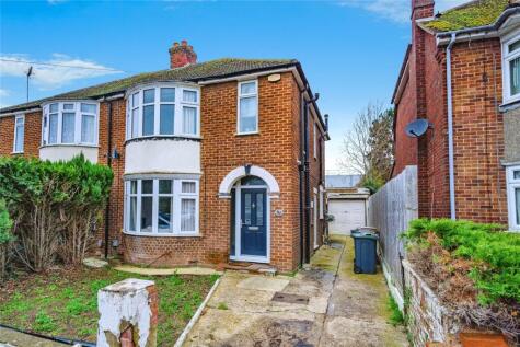 Anstee Road, LUTON, Bedfordshire, LU4