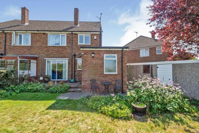 3 bedroom semi-detached house for sale in Cotswold Gardens, Luton ...