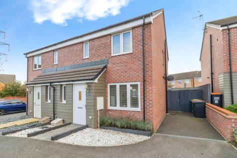 Siskin Grove, Leighton Buzzard, Bedfordshire, LU7