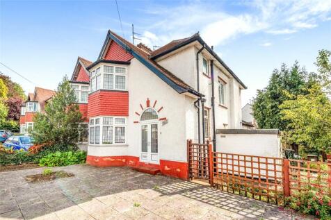 Stockingstone Road, Luton, Bedfordshire, England, LU2