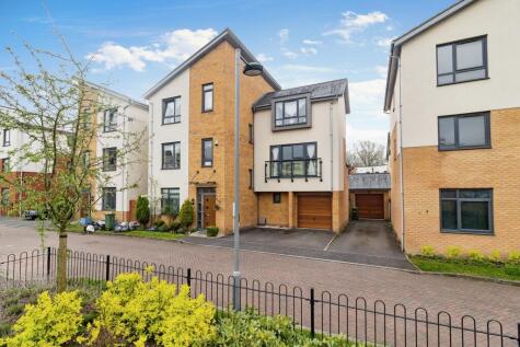 Genesis Green, Ashland, Milton Keynes, Buckinghamshire, MK6