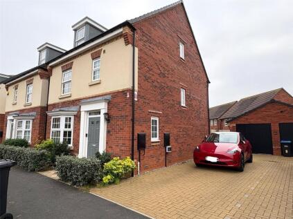 Fabius Drive, Fairfields, Milton Keynes, Buckinghamshire, MK11