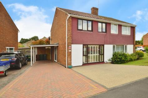 Tritton Fields, Kennington, Ashford, Kent, TN24