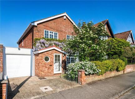 Cromwell Road, Canterbury, Kent, CT1