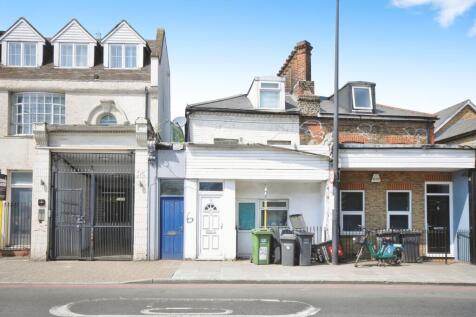 Catford Hill, London, SE6