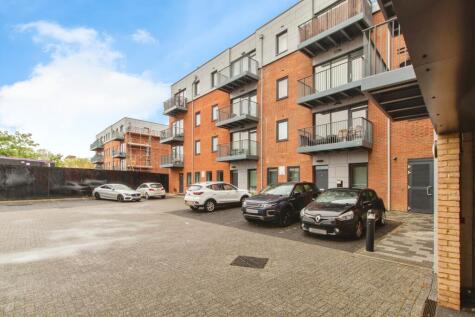 Vauxhall Place, Dartford, Kent, DA1