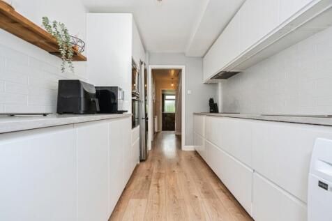 Valley View, Greenhithe, Kent, DA9