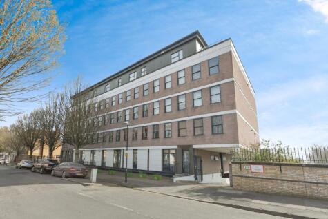 The Grove, Gravesend, Kent, DA12