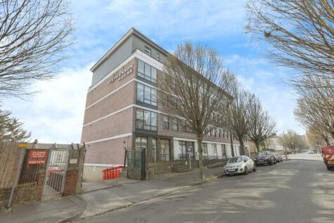 The Grove, Gravesend, Kent, DA12