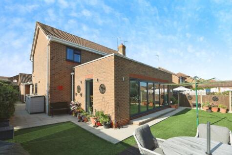 Appleford Drive, Minster on Sea, Sheerness, Kent, ME12