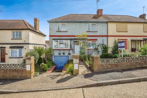 Pine Road, Rochester, Kent, ME2