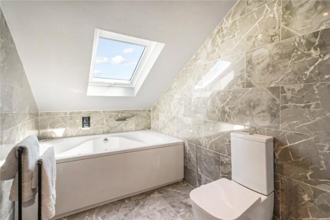 Bedroom 3 Ensuite