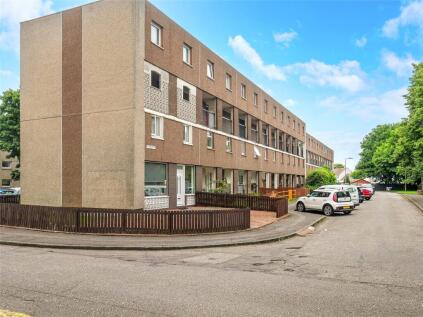 Millford Drive, Linwood, Paisley, Renfrewshire, PA3