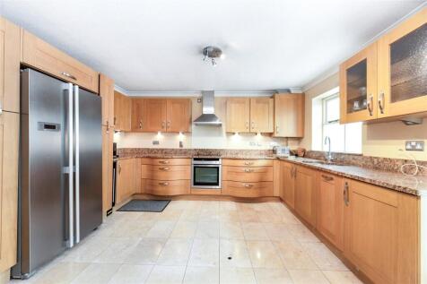 Moore Way, Sutton, SM2