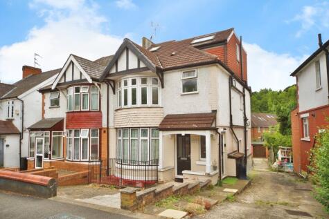 Colney Hatch Lane, London, N11